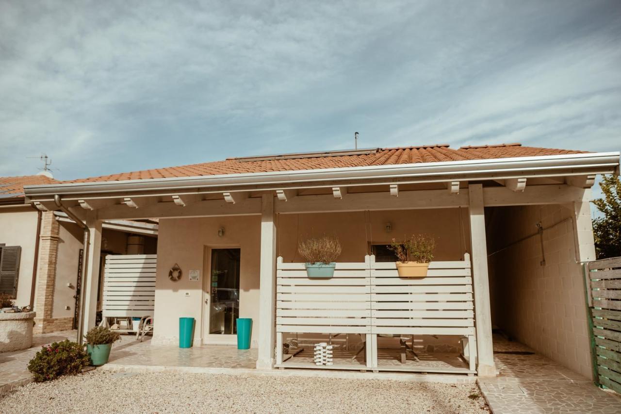 B&B Il Mare In Una Stanza Ortona Exteriör bild